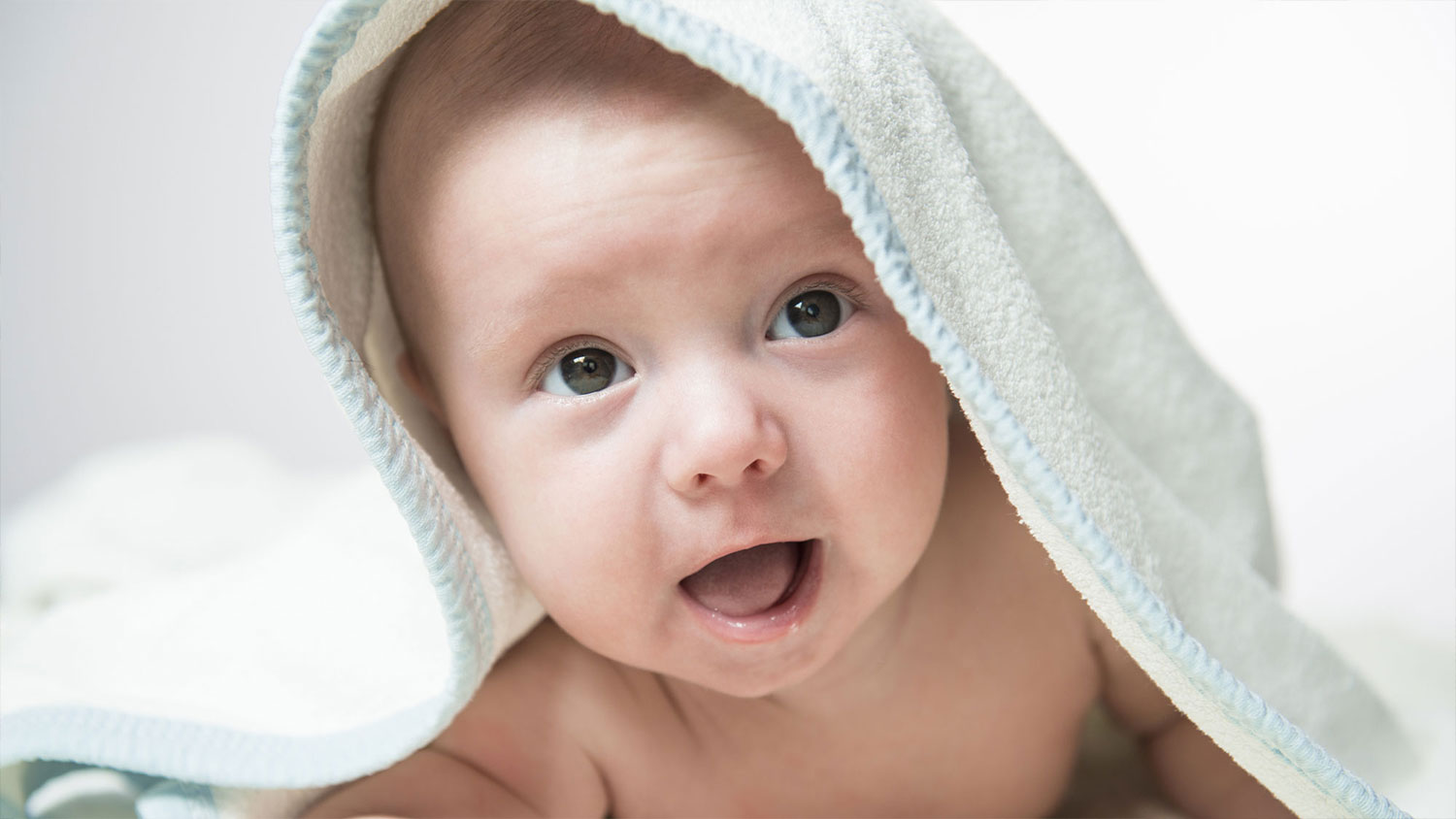 Hai Ibu, Bangun Ya Aku Lapar! –  Alasan Bayi Sangat Suka Menyusu